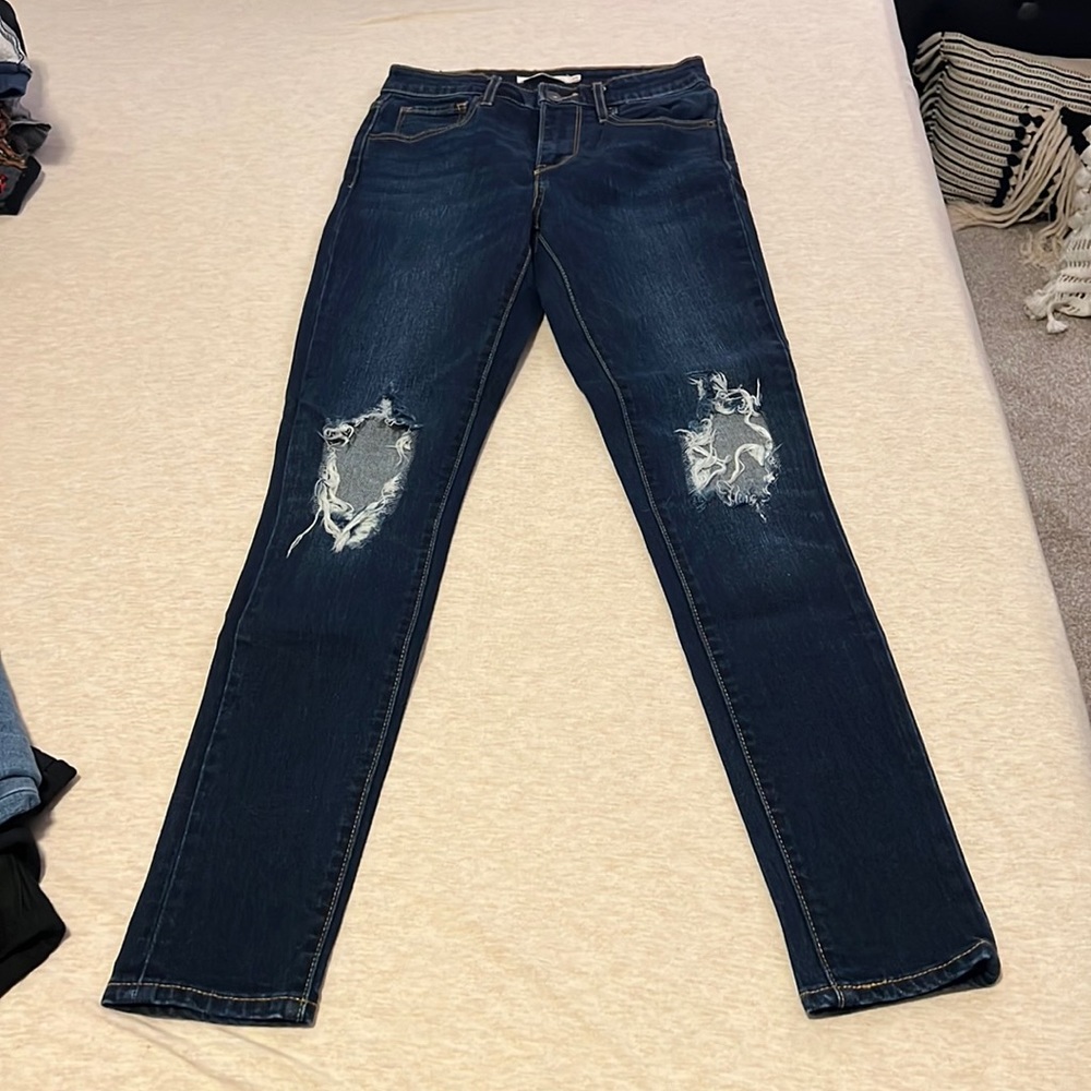 Like New Levi